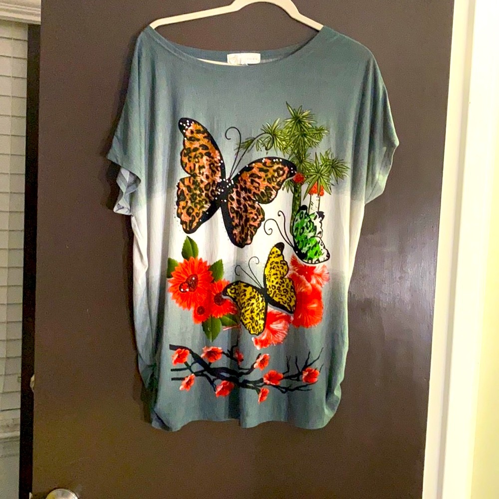 Woman blouse